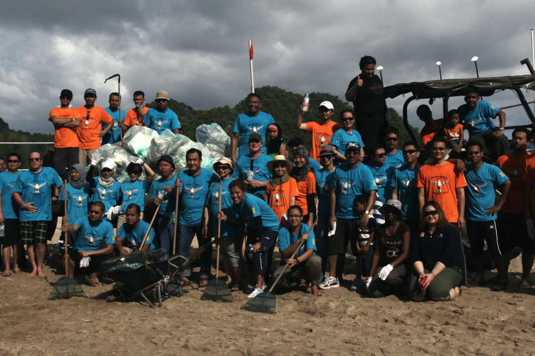 Petrofac Beach Clean-up